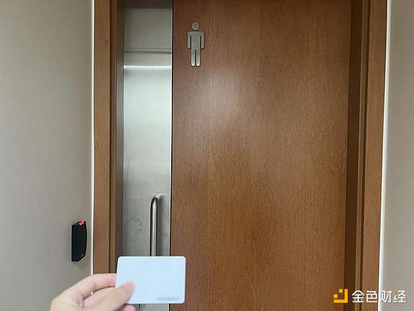 经济学大咖的打脸时刻：哈佛教授为何错看比特币？